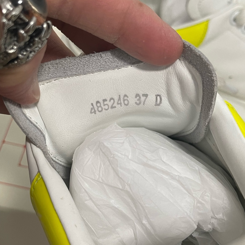 EUC Women Sz 7 (Euro Sz 37) Alexander McQueen Oversized Shoes White/Fluo Yellow - Picture 11 of 17